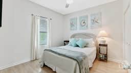 CasaAzalea-2BR/2BA Pool+Golf Cart-3min to Beach!