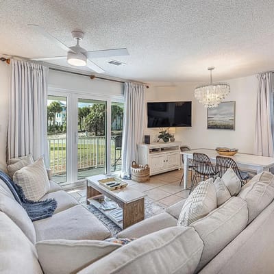 CoastalHideaway - Charming 2BD/2BA Steps to 30A Beach