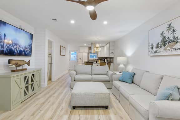 BeachyBungalow - Image 1