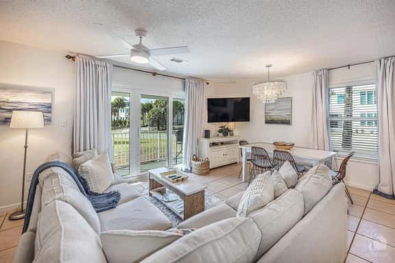 CoastalHideaway - Image 1