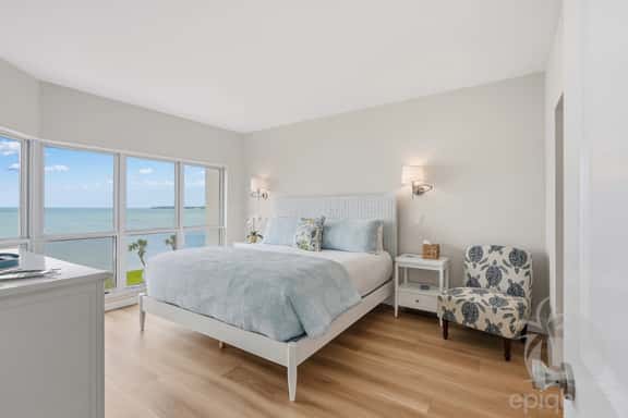 BayviewPerch - Image 1
